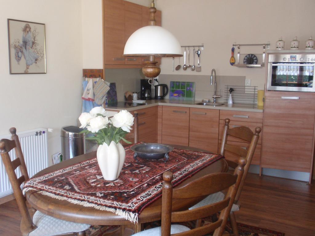 Gite De Poulas Couffy Kamer foto